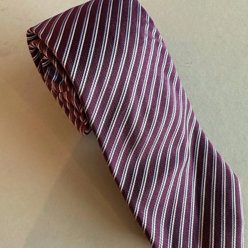 Hugo Boss Silk Neck Tie Burgundy /light Blue Stripe 3” Wide